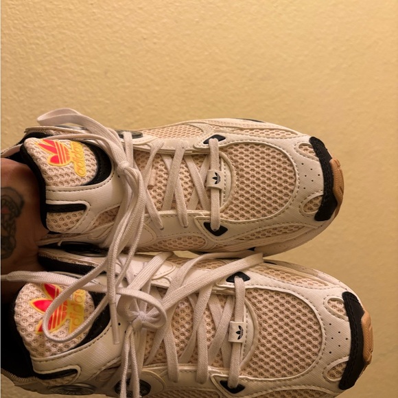 Adidas Cream and Black Athletic Shoes - Picture 3 of 8